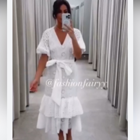 New Zara White Tiered Ruffled V-Neck Dress - Picture 3 of 15